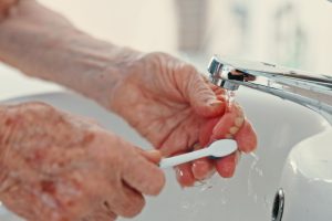 clean dentures home simple and easy methods